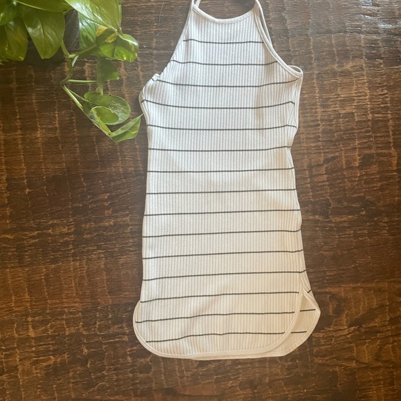 Love Culture Halter Dress - Picture 3 of 10